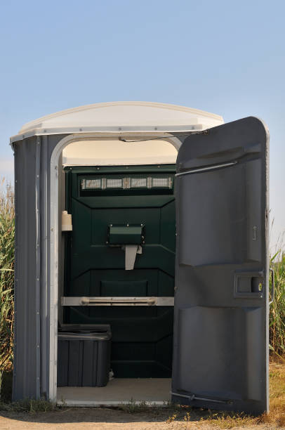 Porta potty rental for outdoor events in Trent Woods, NC